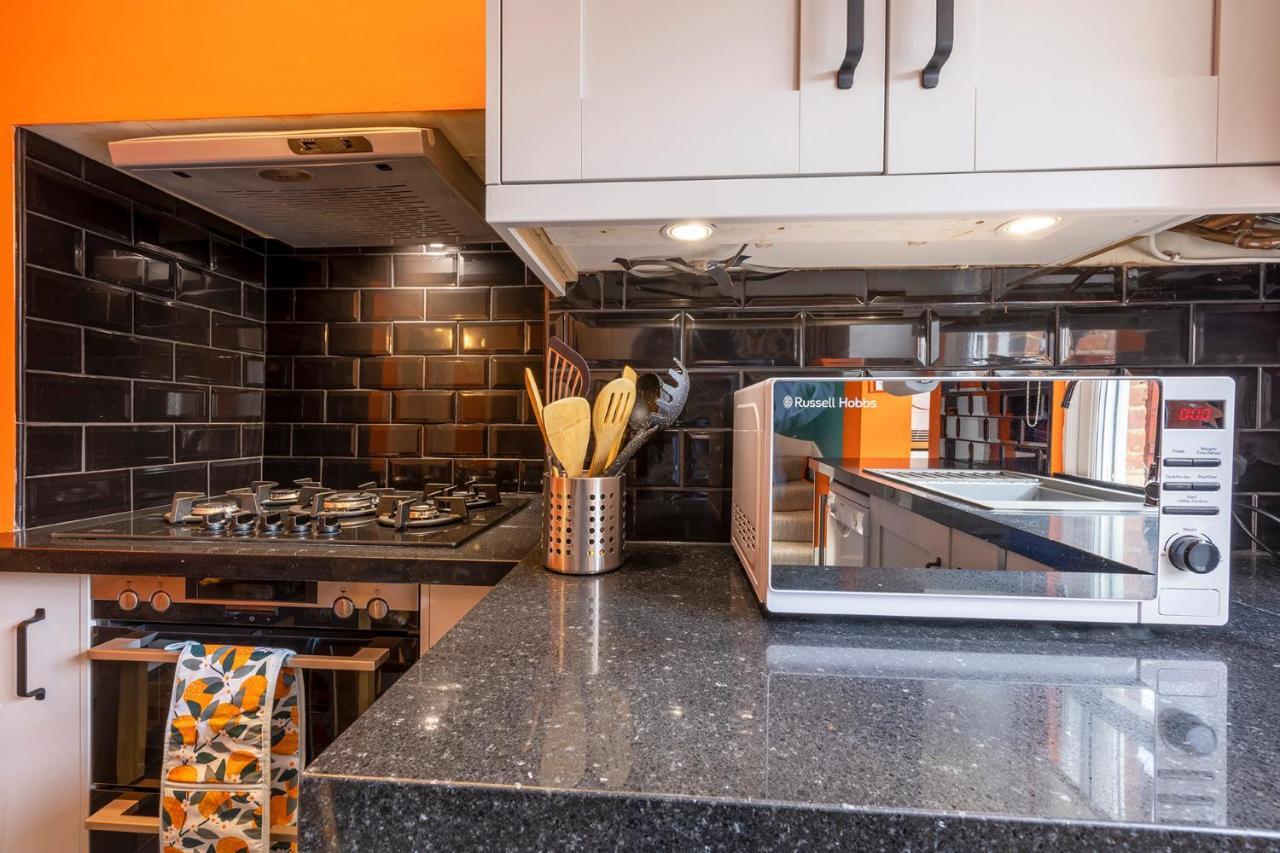 Luxury Central Home - Parking & Ev Point, Superking Bed Canterbury Exteriér fotografie